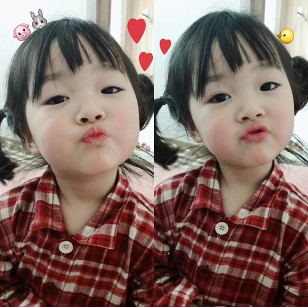 สาวน้อยหน้าทะเล้น ควอน ยูรี เน็ตไอดอลตัวน้อยเกาหลี