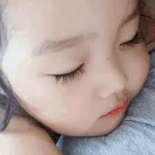 สาวน้อยหน้าทะเล้น ควอน ยูรี เน็ตไอดอลตัวน้อยเกาหลี