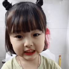 สาวน้อยหน้าทะเล้น ควอน ยูรี เน็ตไอดอลตัวน้อยเกาหลี