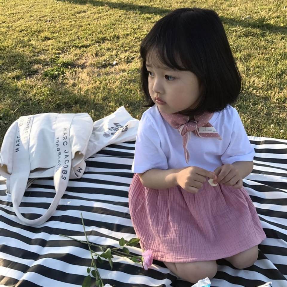 สาวน้อยหน้าทะเล้น ควอน ยูรี เน็ตไอดอลตัวน้อยเกาหลี