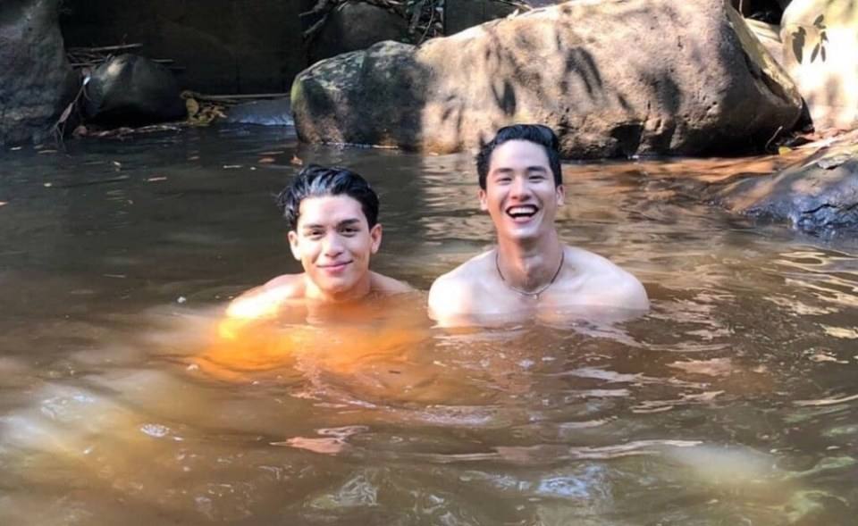 เรื่องนี้แซ่บจุง 3 will be free : 3เราต้องรอด