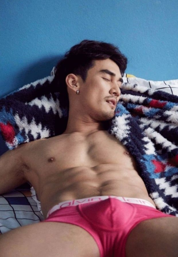 มาเป็นลำ!! ส่อง ดิว เดอะสตาร์ 9 ถ่ายแบบสยิวโชว์ความใหญ่