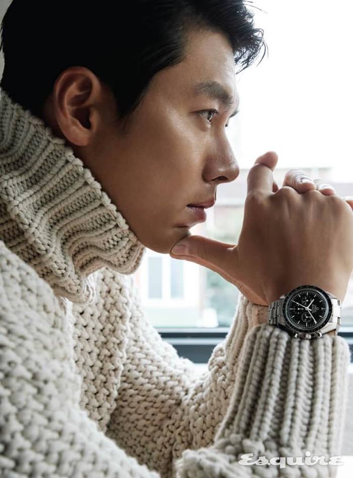 Hyun Bin @ Esquire Korea September 2019