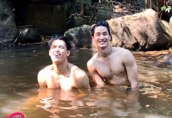 เล่นน้ำ...กัน