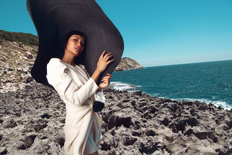 H'Hen Ni&ecirc; @ Harper's Bazaar Vietnam May 2019