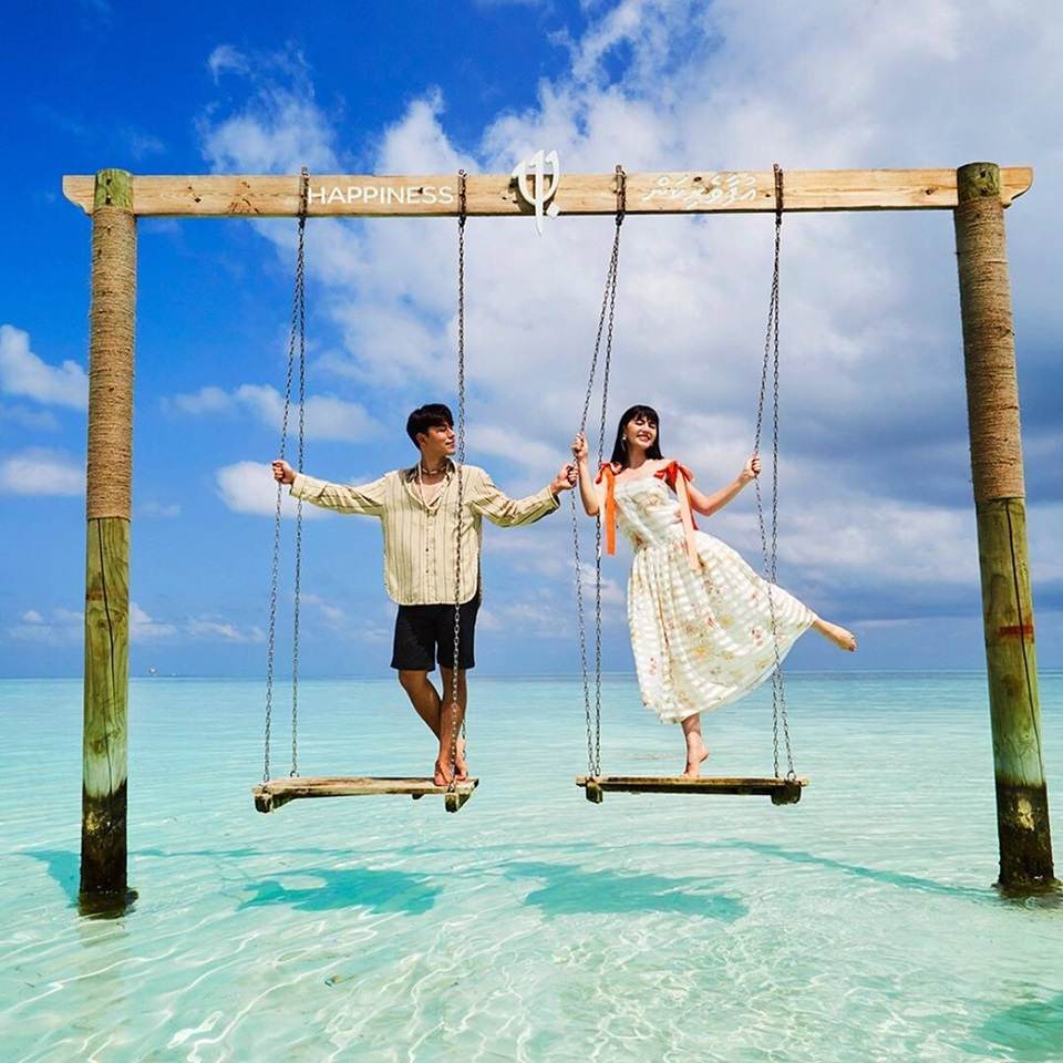 ใหม่-ดาวิกา & นาย ณภัทร @ นิตยสาร เพื่อนเดินทาง กันยายน 2560