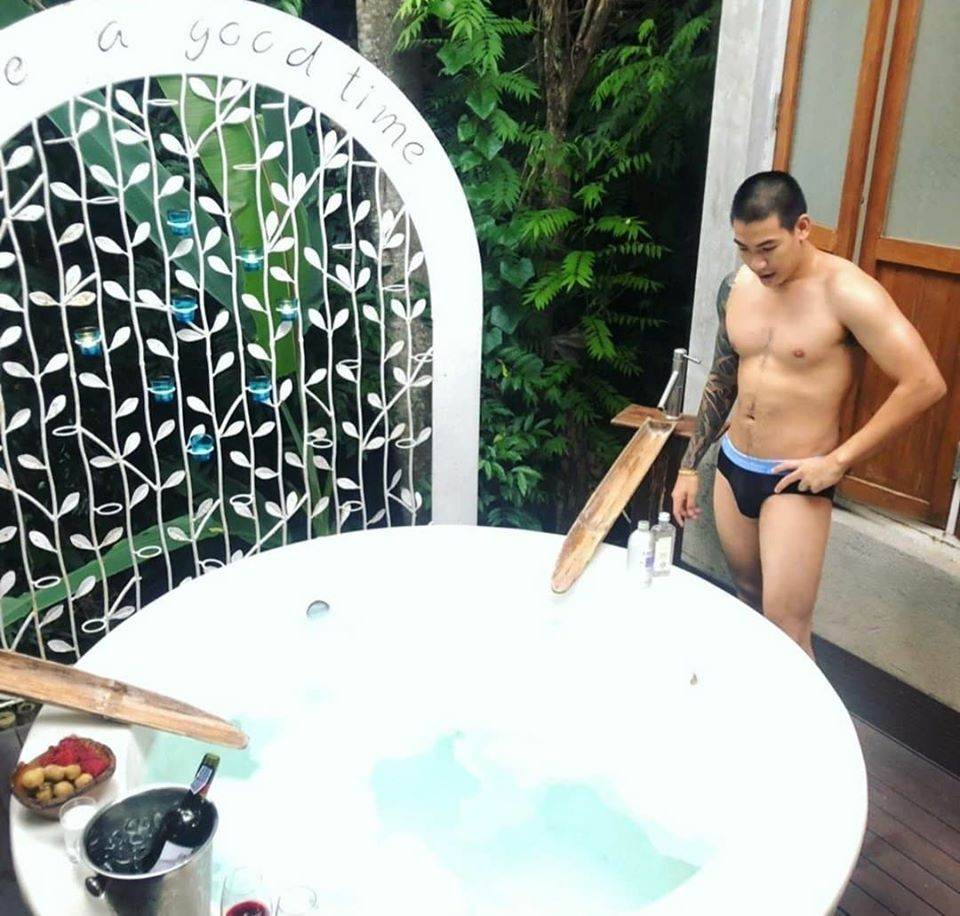 male body 182