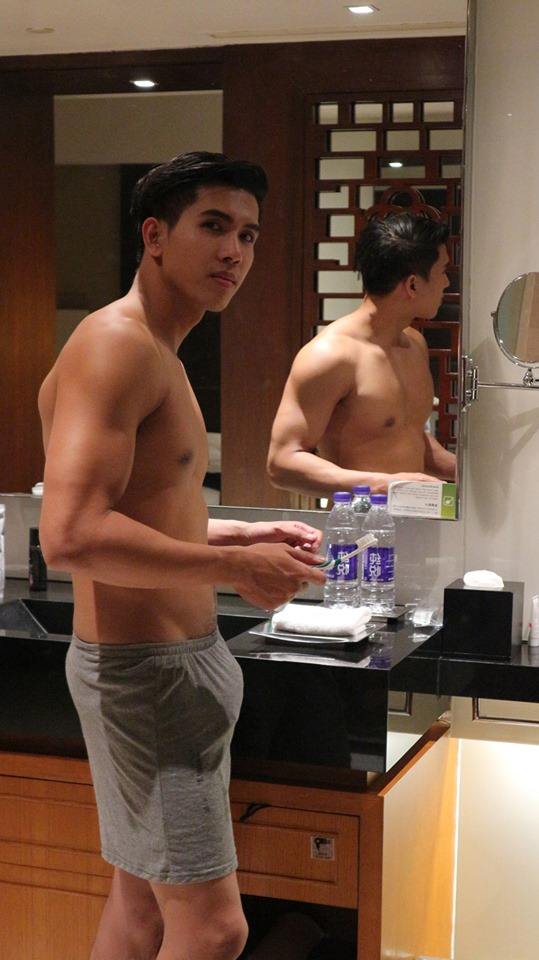 ถอดโชว์ประปราย /1/