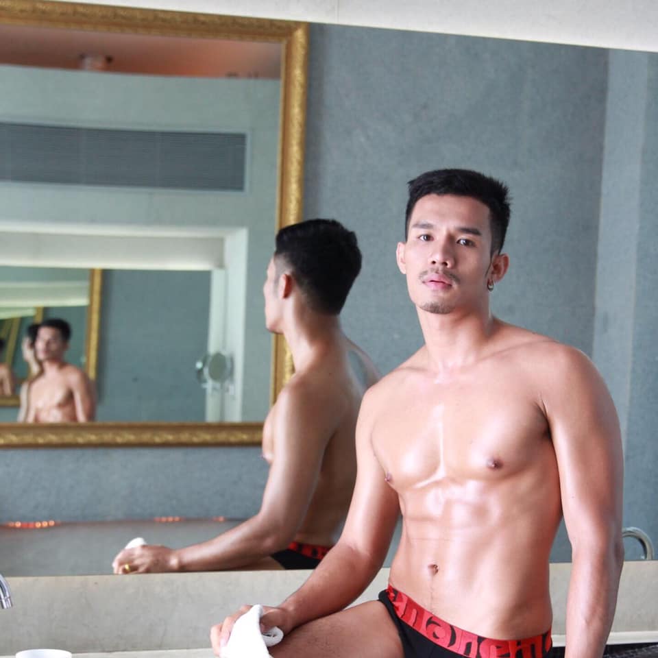 ถอดโชว์ประปราย /4/