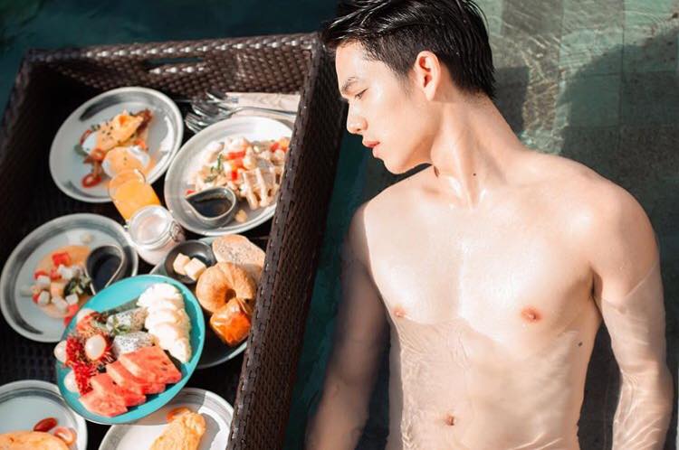 ถอดโชว์ประปราย /9/