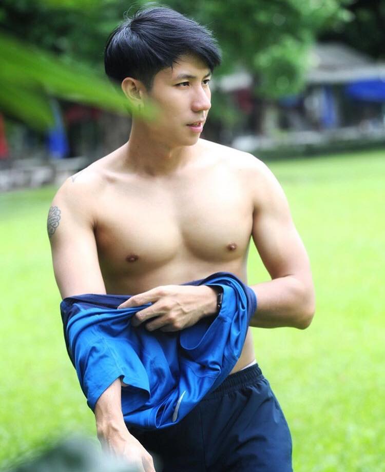 ถอดโชว์ประปราย /11/