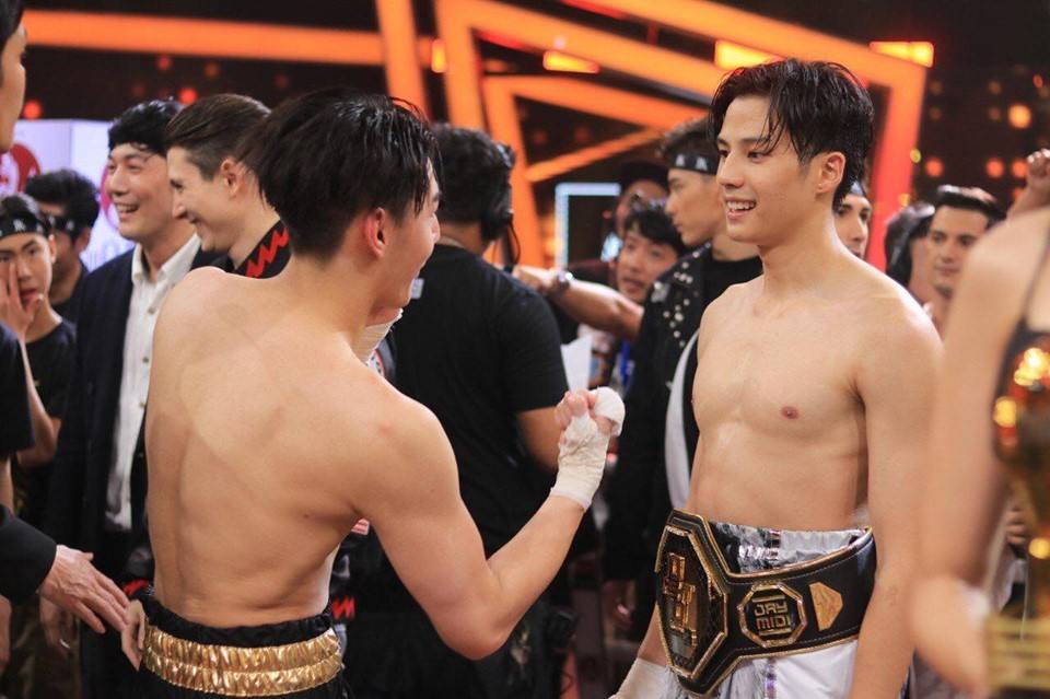 ถอดโชว์ประปราย /11/