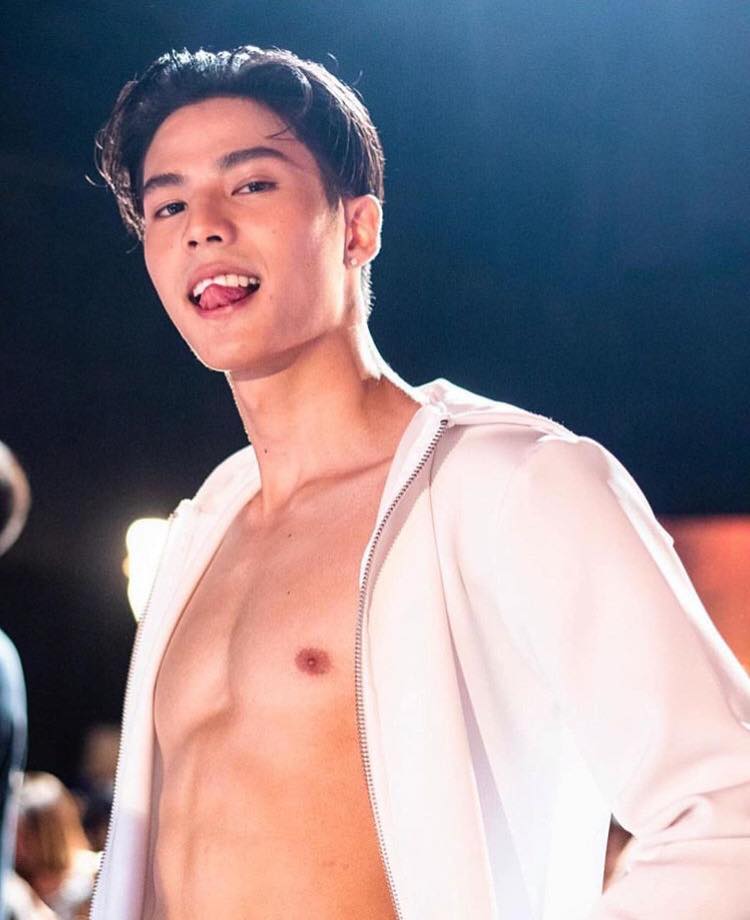 ถอดโชว์ประปราย /13/