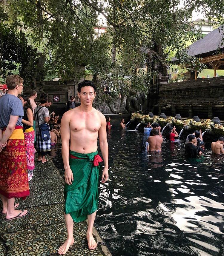 ถอดโชว์ประปราย /14/