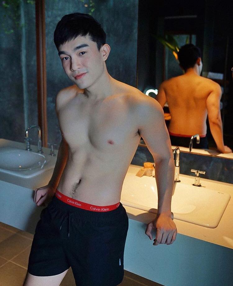 ถอดโชว์ประปราย /16/