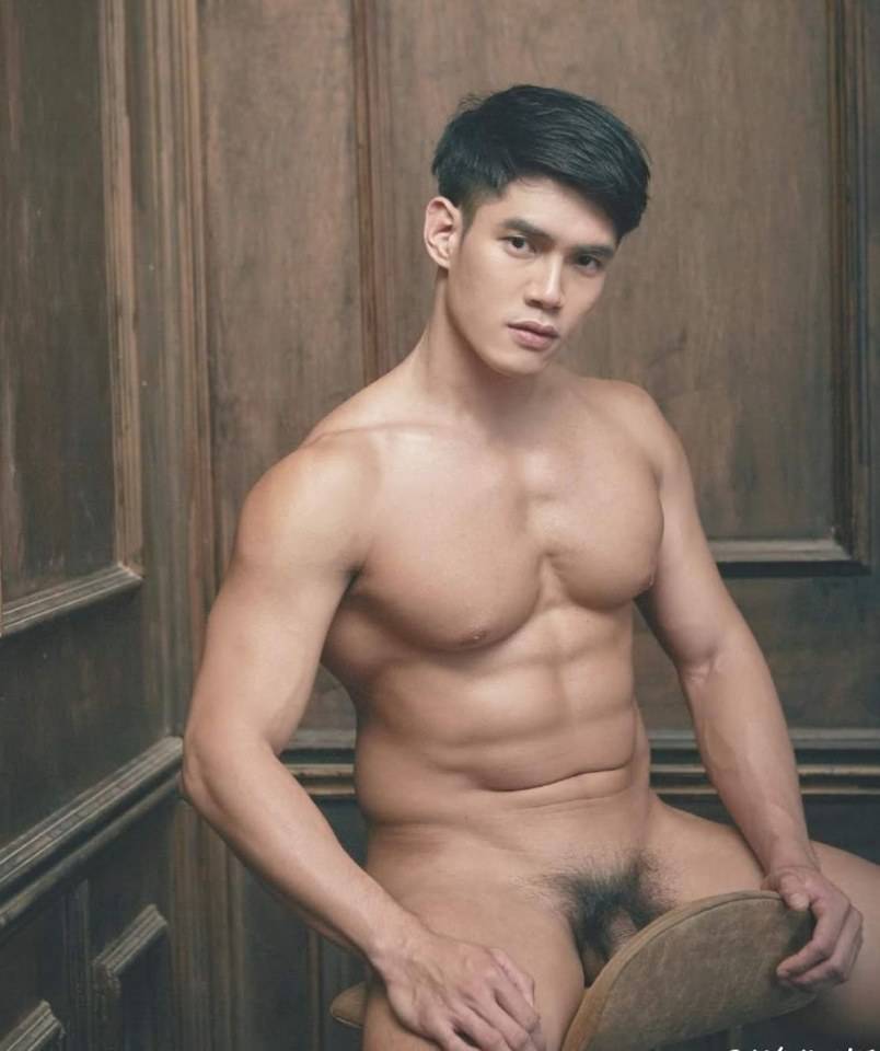 หนุ่มหล่อขึ้นปก 328