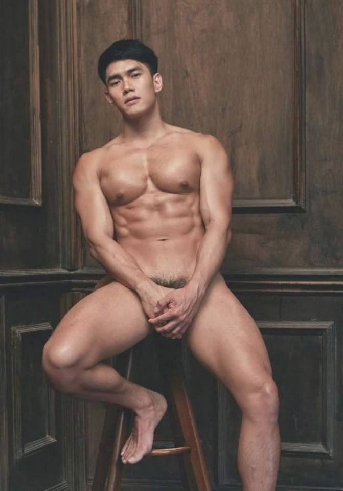 หนุ่มหล่อขึ้นปก 328