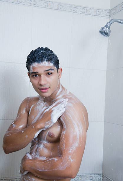 แอบดูนายแบบอาบน้ำ Men in the Bath