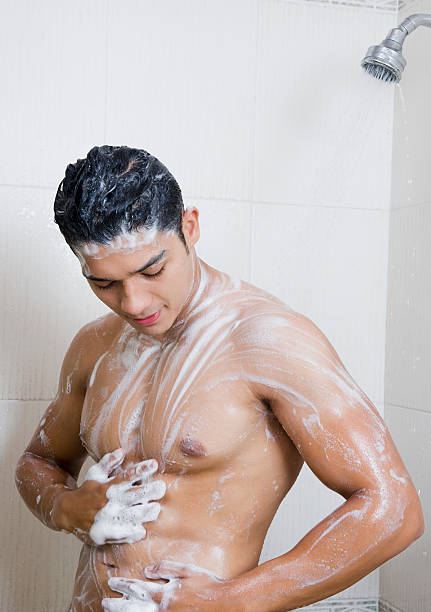 แอบดูนายแบบอาบน้ำ Men in the Bath