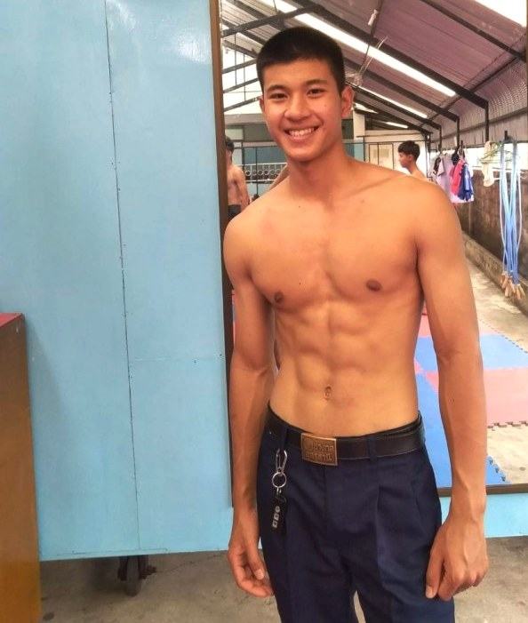 น้องหล่อบอกต่อด้วย
