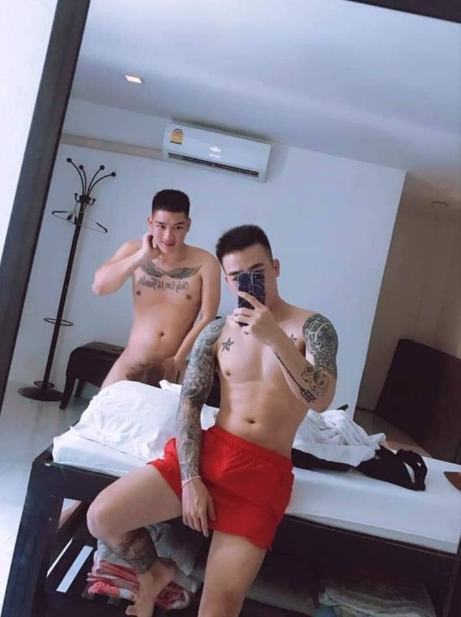 ถ่ายเองกับมือ 113
