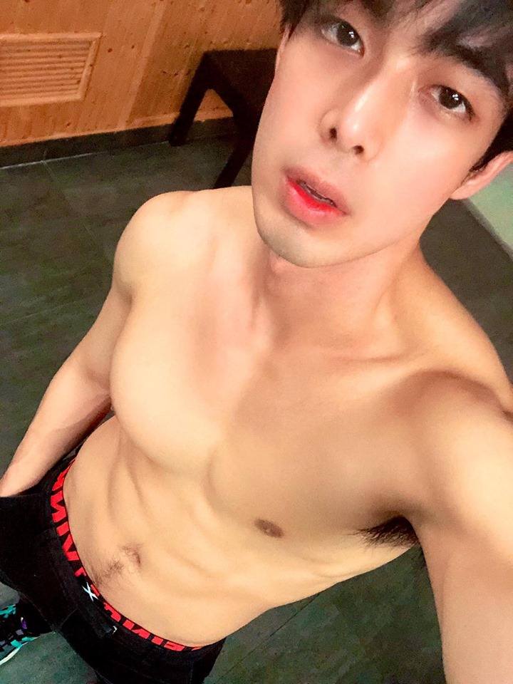 ถ่ายเองกับมือ 119