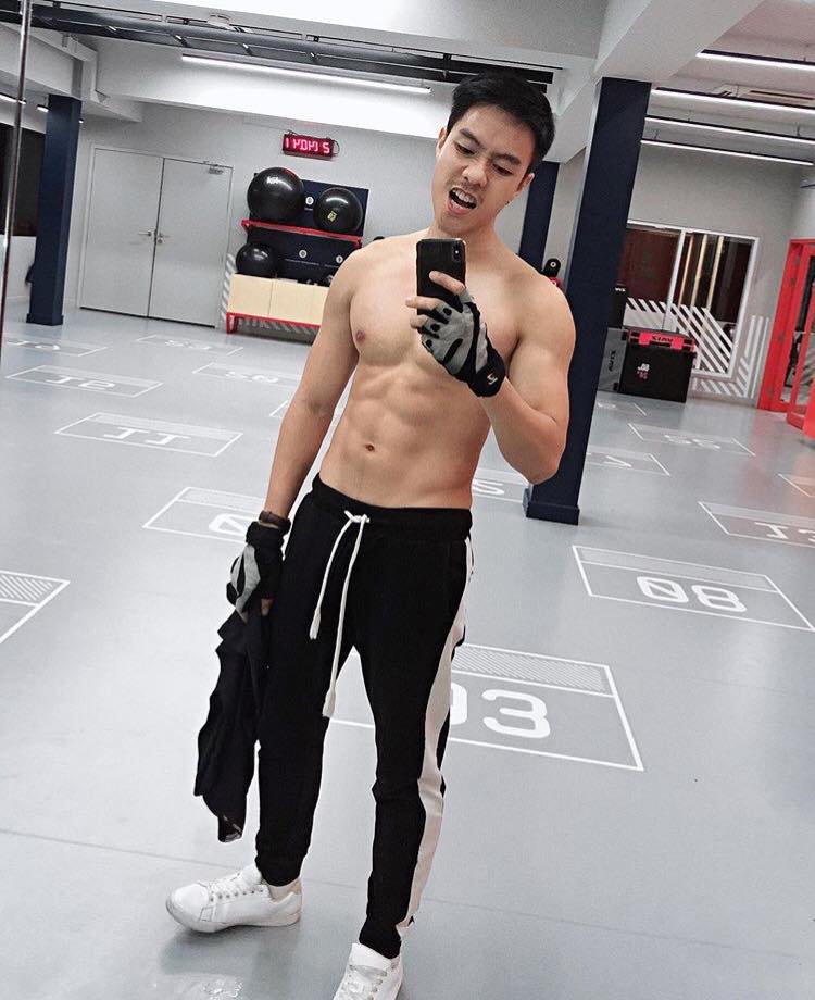 ถ่ายเองกับมือ 120