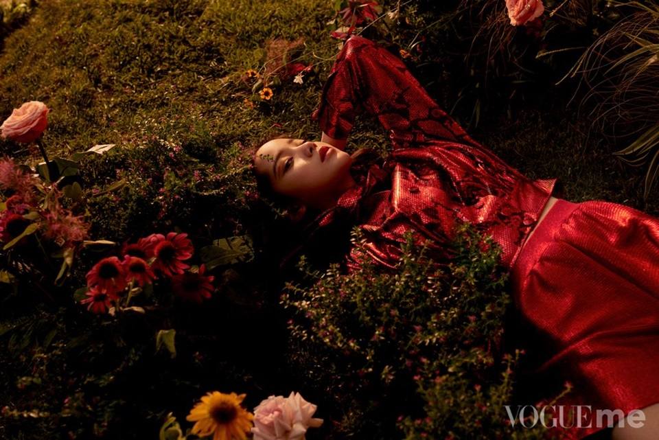 Nana Ouyang & Roy Wang @ VogueMe China October 2019