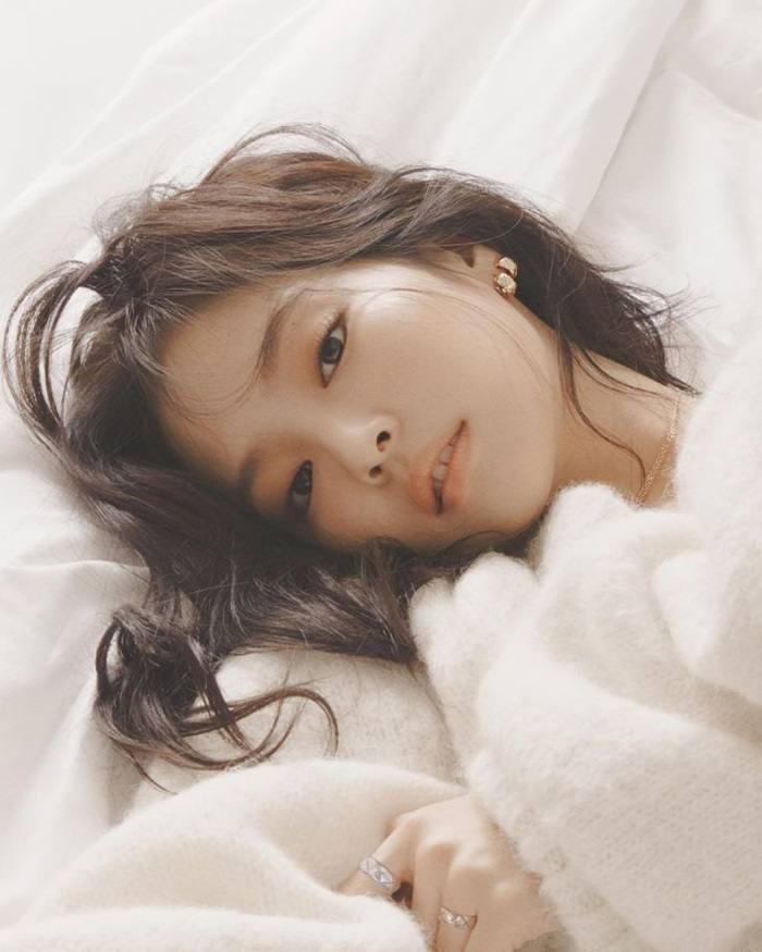 (BLACKPINK) Jennie @ ELLE Korea October 2019