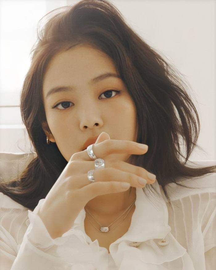 (BLACKPINK) Jennie @ ELLE Korea October 2019