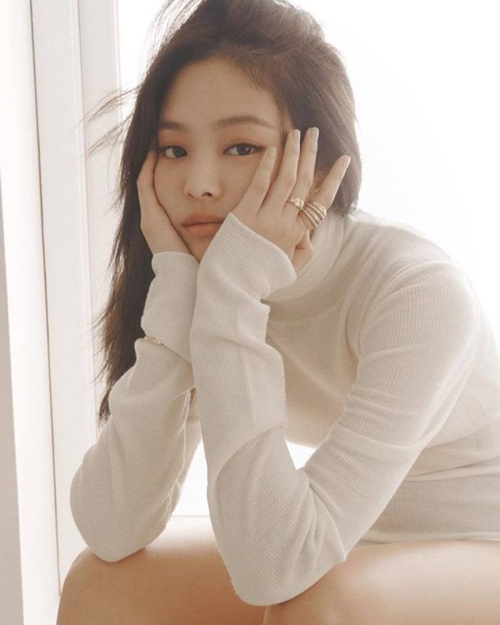 (BLACKPINK) Jennie @ ELLE Korea October 2019