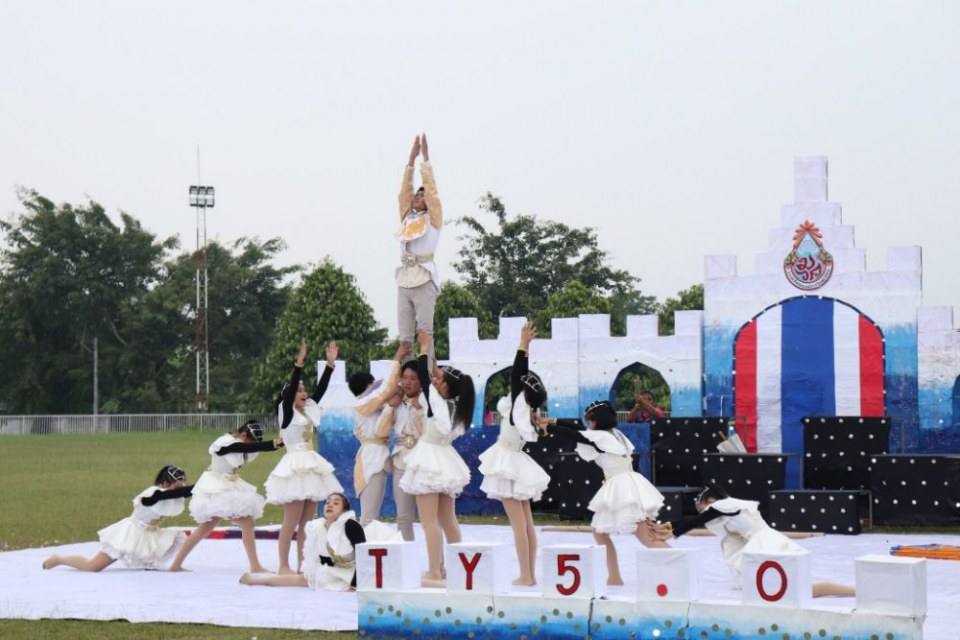 สวยปังอลังเวอร์ มงไม่ลงไม่รู้แล้ว กีฬาสีโรงเรียนแม่ลาววิทยาคม 62 สีชมพู