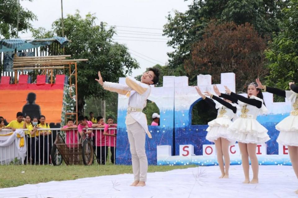 สวยปังอลังเวอร์ มงไม่ลงไม่รู้แล้ว กีฬาสีโรงเรียนแม่ลาววิทยาคม 62 สีชมพู