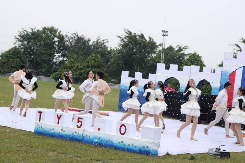 สวยปังอลังเวอร์ มงไม่ลงไม่รู้แล้ว กีฬาสีโรงเรียนแม่ลาววิทยาคม 62 สีชมพู