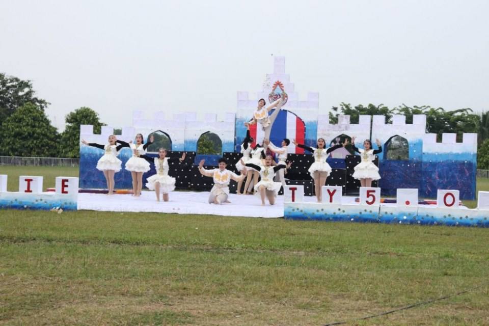 สวยปังอลังเวอร์ มงไม่ลงไม่รู้แล้ว กีฬาสีโรงเรียนแม่ลาววิทยาคม 62 สีชมพู