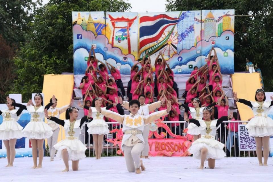 สวยปังอลังเวอร์ มงไม่ลงไม่รู้แล้ว กีฬาสีโรงเรียนแม่ลาววิทยาคม 62 สีชมพู