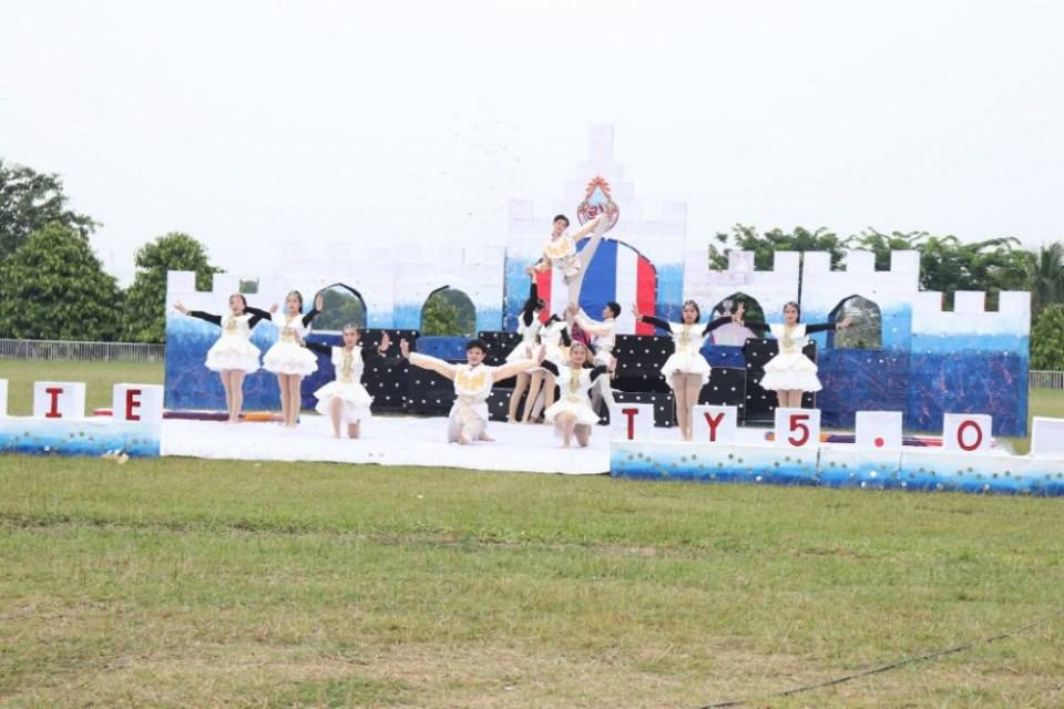 สวยปังอลังเวอร์ มงไม่ลงไม่รู้แล้ว กีฬาสีโรงเรียนแม่ลาววิทยาคม 62 สีชมพู