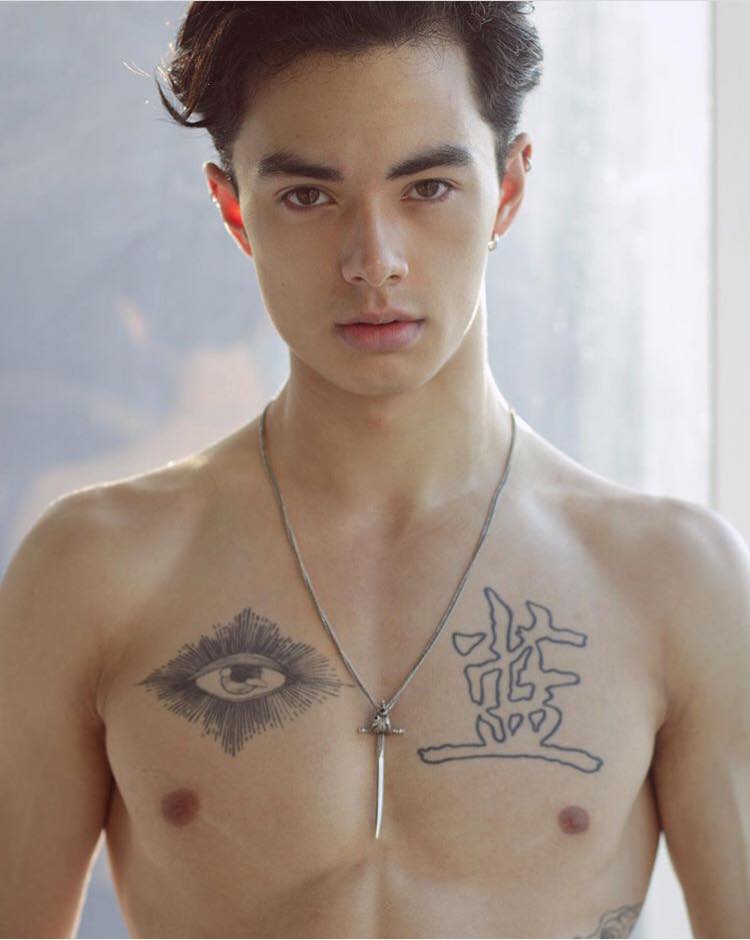 ลืมตาอ้าปาก #9699C4