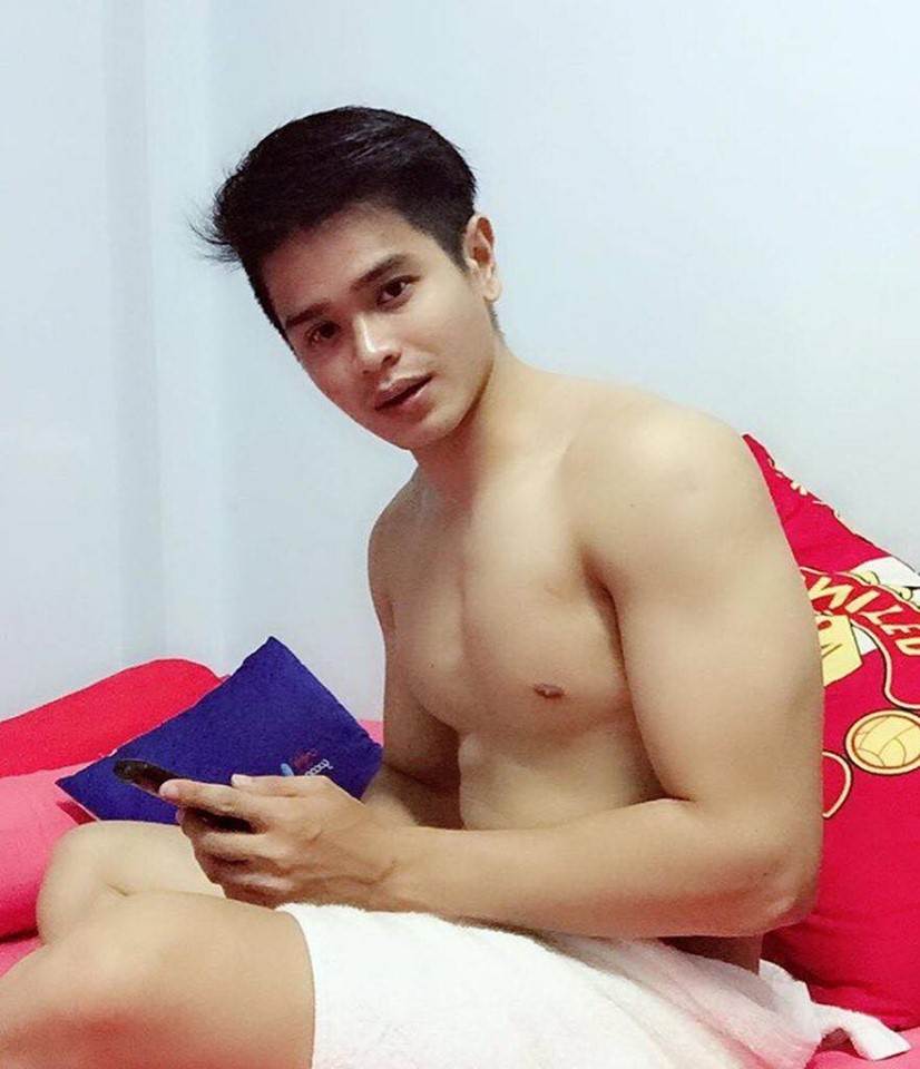 ถอดโชว์เรือนร่าง 2566