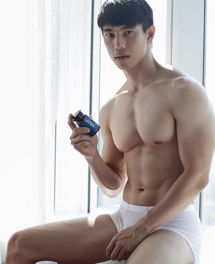 ถอดโชว์เรือนร่าง 2567