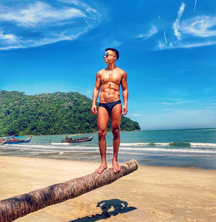 ถอดโชว์เรือนร่าง 2568