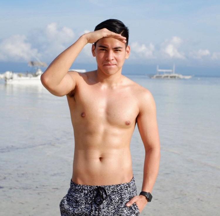 ถอดโชว์เรือนร่าง 2568