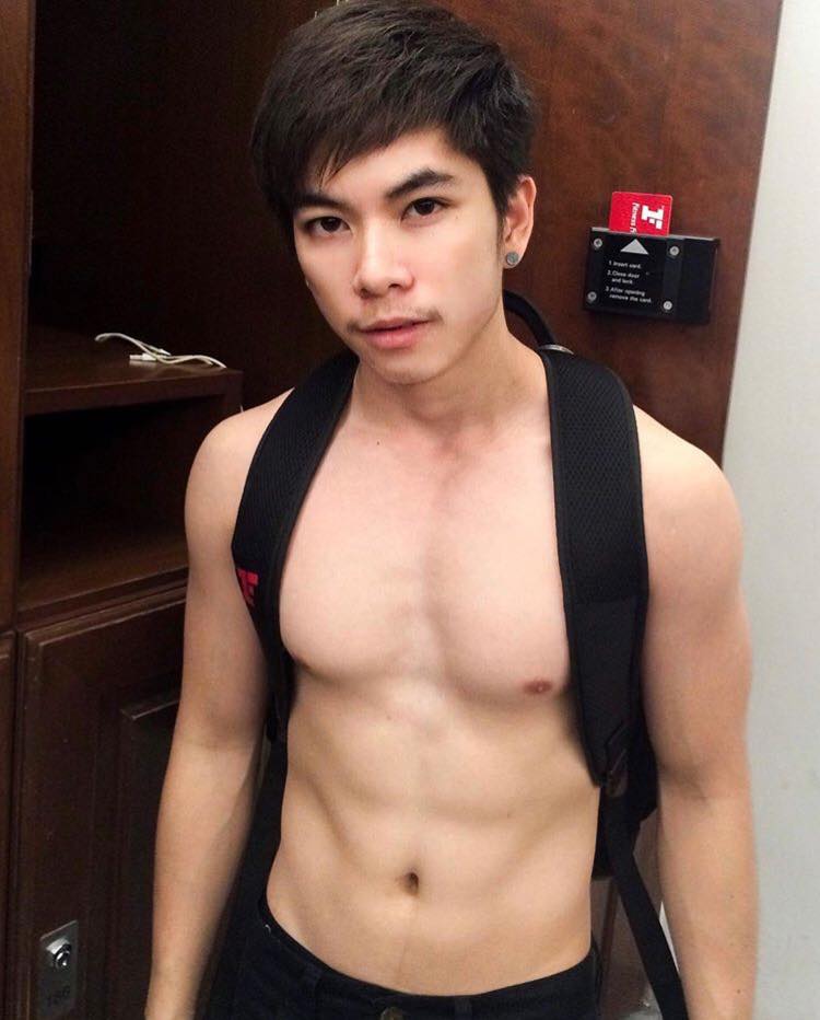 ถอดโชว์เรือนร่าง 2570