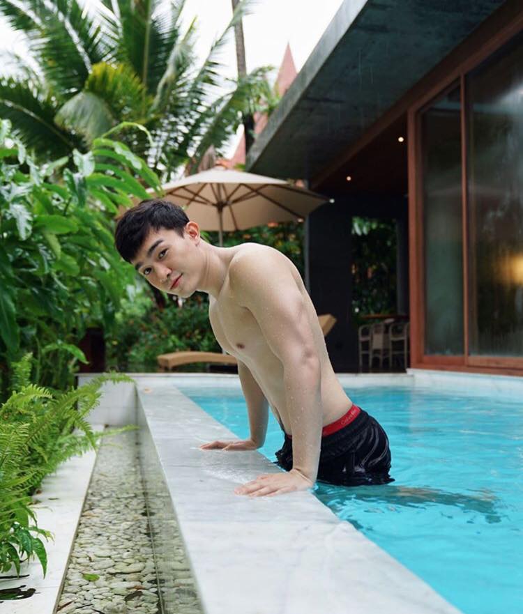 ถอดโชว์เรือนร่าง 2570