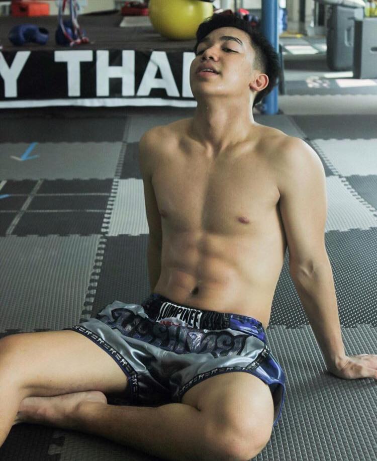 ถอดโชว์เรือนร่าง 2570