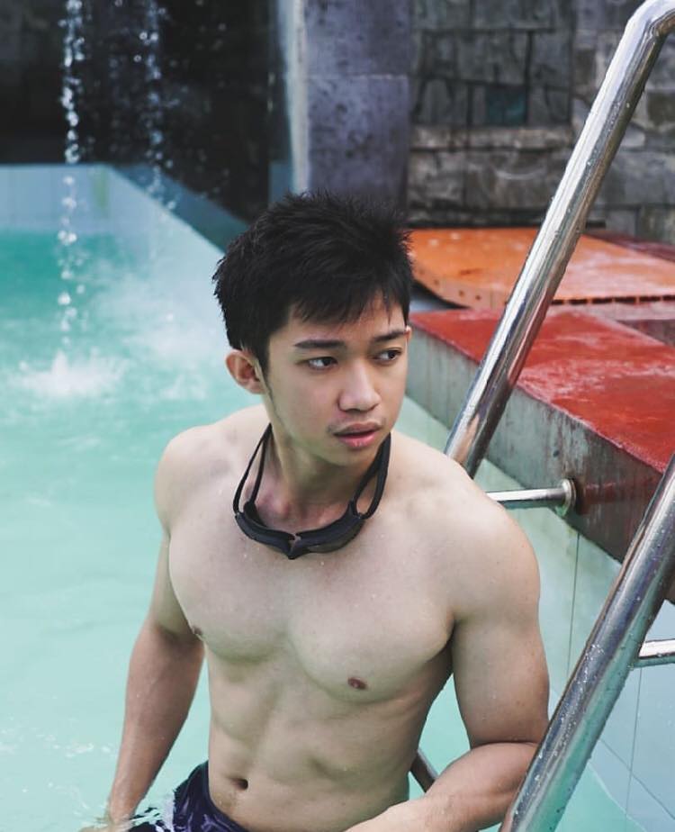 ถอดโชว์เรือนร่าง 2570