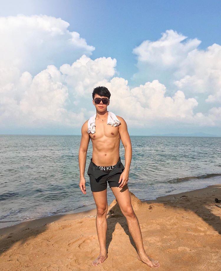 ถอดโชว์เรือนร่าง 2570