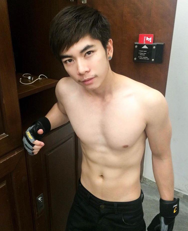 ถอดโชว์เรือนร่าง 2570