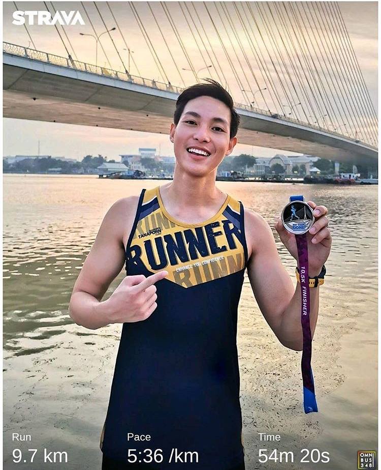 คนหล่อสายวิ่ง 🏃🏻&zwj;♂️1🏃🏻&zwj;♂️
