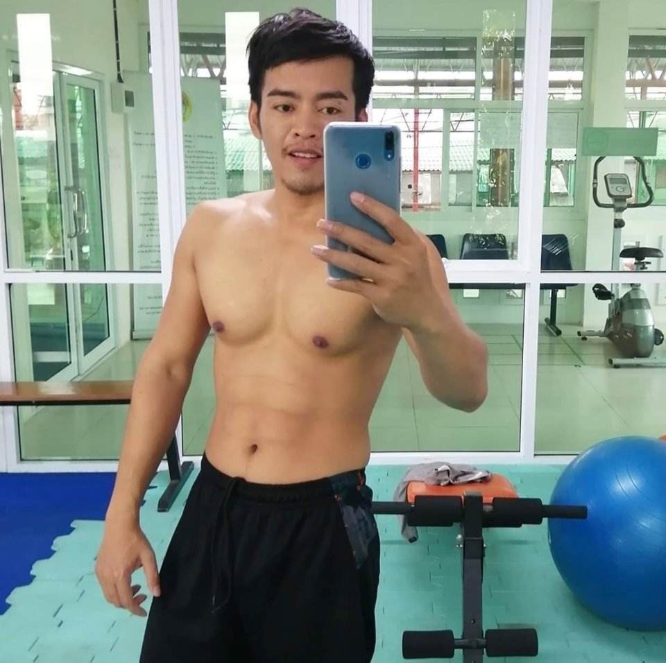 นมหนุ่มๆ #FF3030